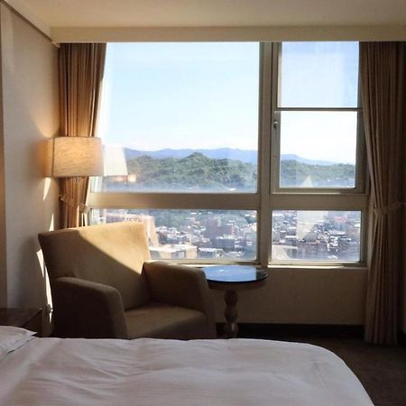 Rhine Inn Cơ Long Ngoại thất bức ảnh